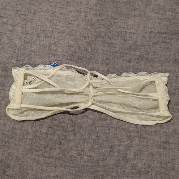 Free People Strapless Bra Lace Essential Bandeau Bralette White Size S NWT - Picture 4 of 5